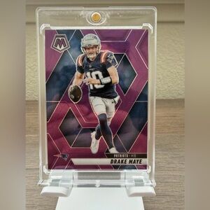 2025 Panini Mosaic - Drake Maye
#28 Purple Scope Prizm
